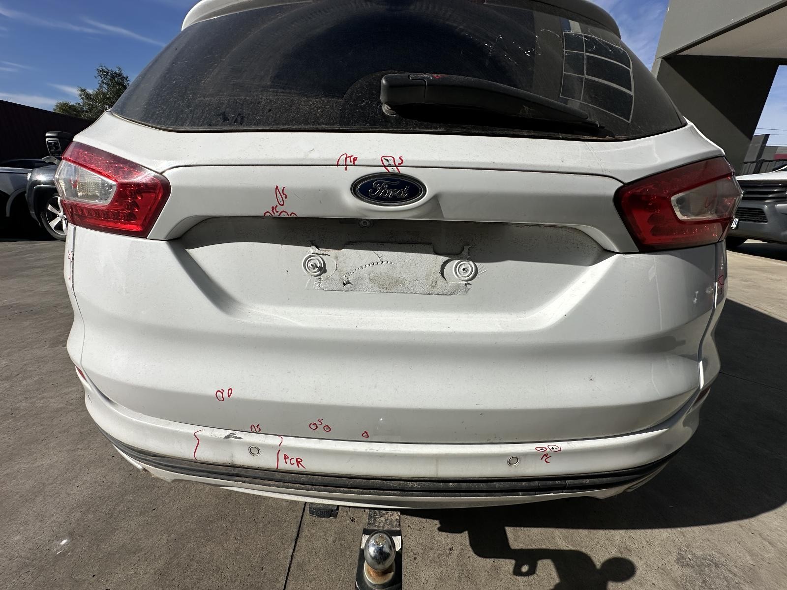 FORD MONDEO MD 09/2014-06/2020 TAILGATE WAGON