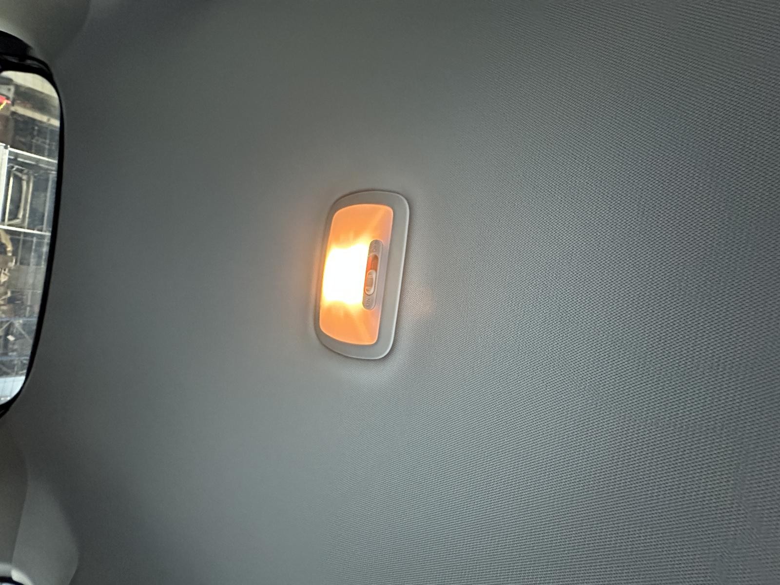 HAVAL JOLION A01 02/2021-2026 CENTRE COURTESY LIGHT