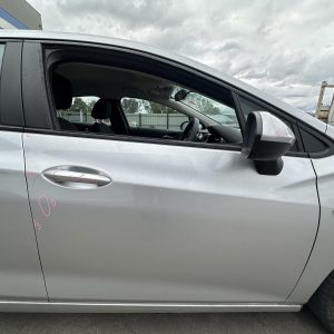 HOLDEN ASTRA BK-BL 09/2016-12/2020 RIGHT FRONT DOOR WINDOW