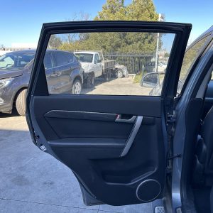 HOLDEN CAPTIVA 7 CG 11/2006-02/2011 LEFT REAR INNER DOOR HANDLE 4TH VIN C