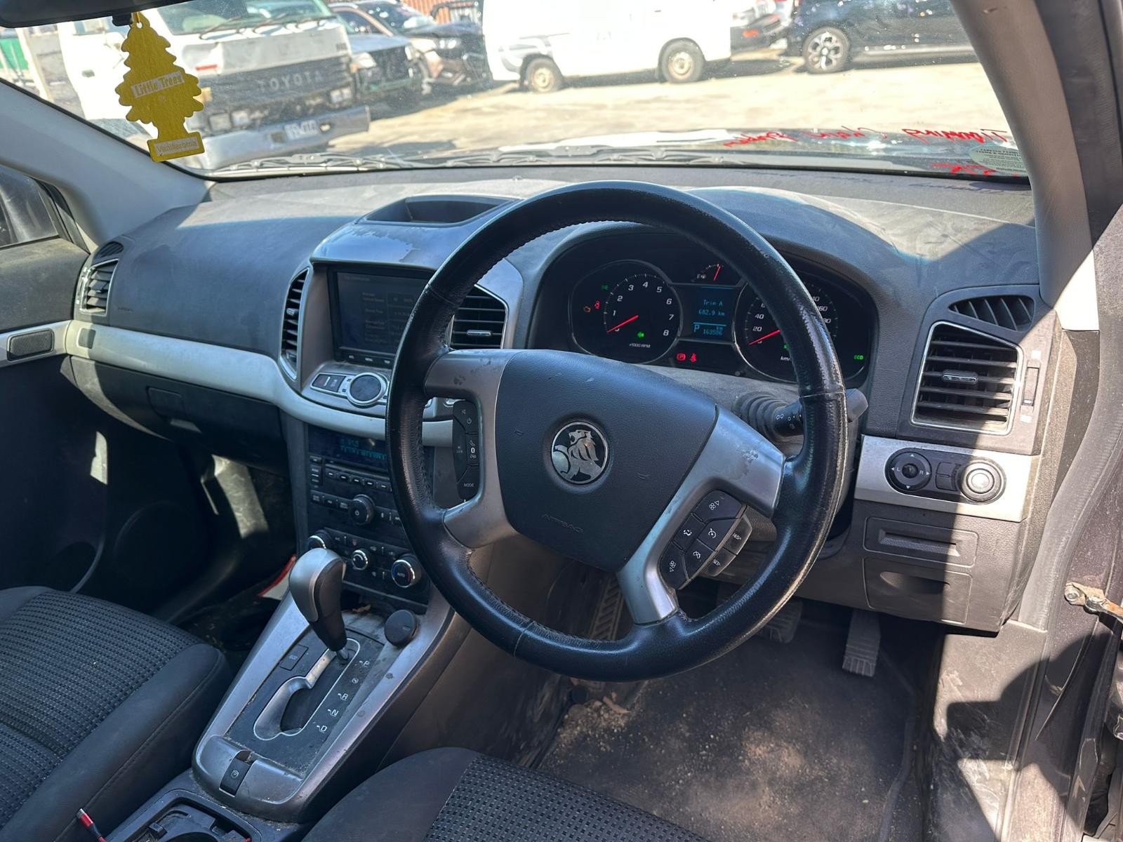 HOLDEN CAPTIVA CG 03/2011-06/2018 CONSOLE LID - Image 7