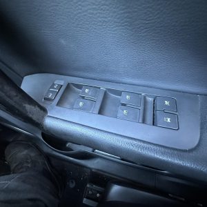 HOLDEN CAPTIVA CG 09/2006-02/2011 RIGHT FRONT MASTER SWITCH P/N 94812940