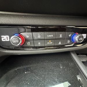 HOLDEN COMMODORE ZB 10/2017-12/2020 HEATER/AC CONTROLS DUAL CLIMATE CONTROL