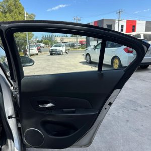 HOLDEN CRUZE JG-JH 03/2009-01/2017 RIGHT REAR INNER DOOR HANDLE