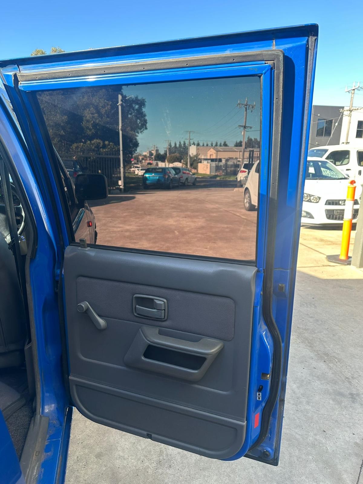 HOLDEN RODEO TF 06/1988-02/2003 RIGHT REAR DOOR TRIM NON POWER WINDOW TYPE