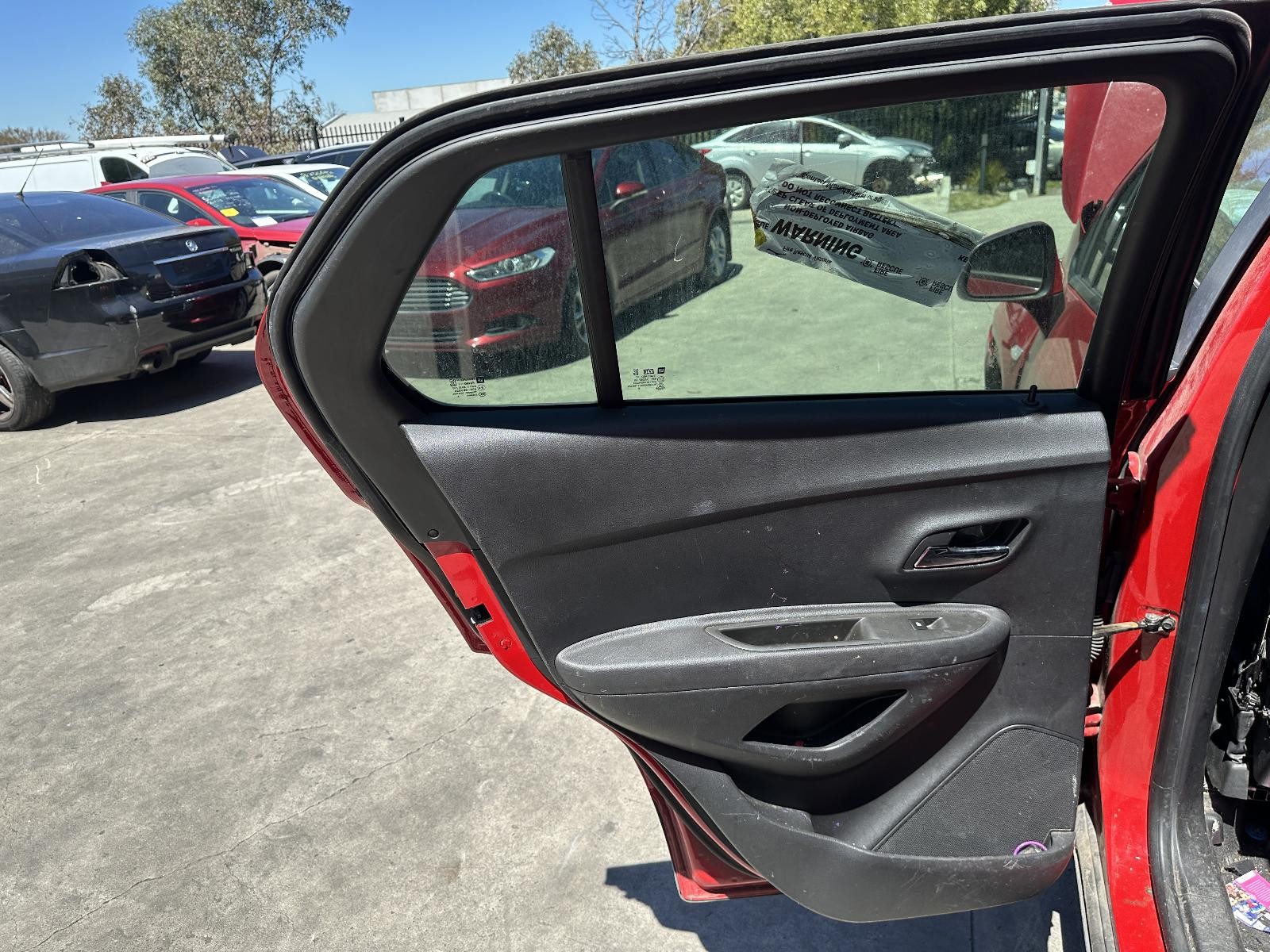 HOLDEN TRAX TJ SERIE 08/2013-12/2020 LEFT REAR DOOR TRIM CLOTH