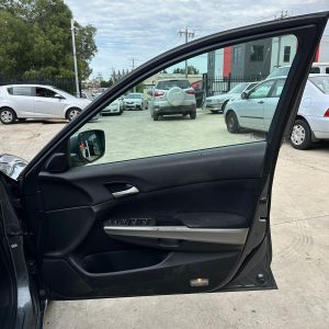 HONDA ACCORD 8TH GEN 02/2008-05/2013 RIGHT FRONT DOOR TRIM VTi/V6 CLOTH BLACK