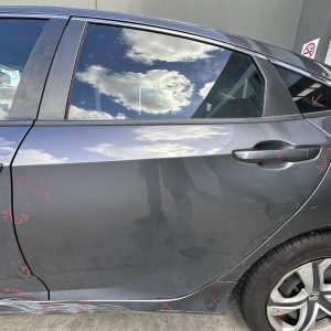 HONDA CIVIC 10TH GEN 05/2016-08/2021 LEFT REAR DOOR WINDOW SEDAN