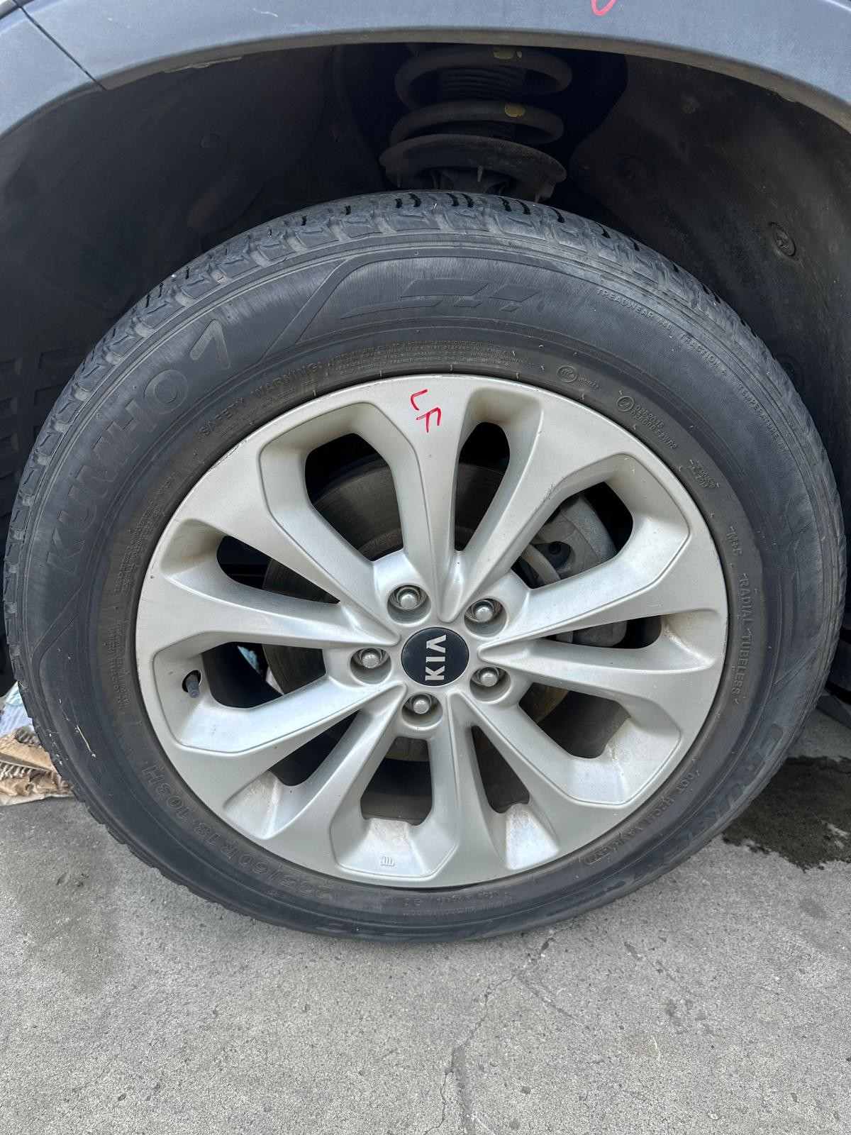 KIA SORENTO XM 10/2012-12/2014 LEFT FRONT WHEEL ALLOY FACTORY 18X7IN SLi
