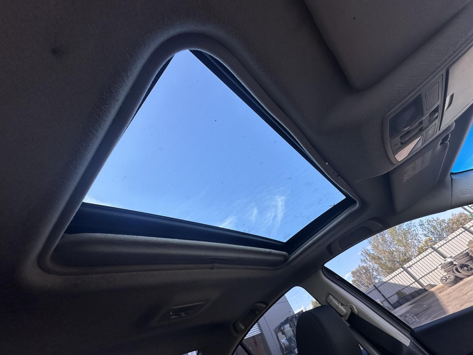 MAZDA 3 BL 04/2009-10/2013 ROOF GLASS/SUNROOF