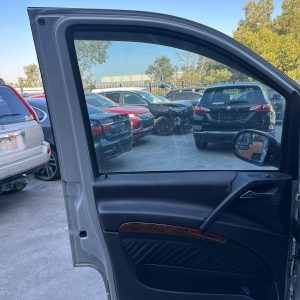MERCEDES VIANO 639 07/2005-02/2011 LEFT FRONT DOOR TRIM LEATHER GREY