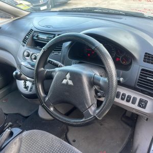 MITSUBISHI GRANDIS BA 06/2004-03/2010 STEERING WHEEL