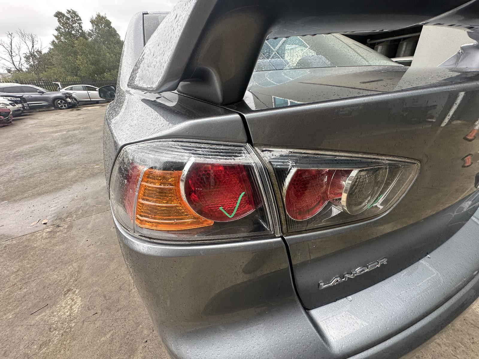 MITSUBISHI LANCER CJ-CF 07/07-12/17 LEFT TAILLIGHT BLACK INSERT TYPE 8330A623