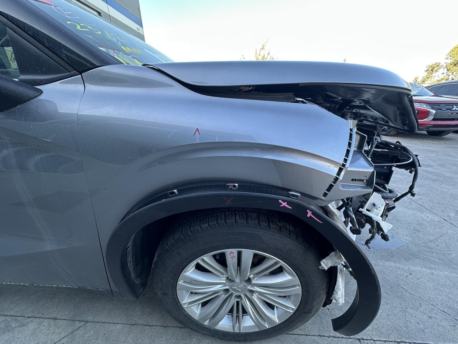 MITSUBISHI OUTLANDER ZM 08/2021-03/2025 RIGHT GUARD PLASTIC