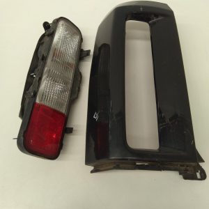 NISSAN ELGRAND E51 05/2002-11/2004 LOWER LEFT TAILLIGHT LENS 4956 P/N 26555WL026
