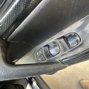 NISSAN XTRAIL T32 02/2014-07/2022 RIGHT FRONT MASTER SWITCH 254014BA0A