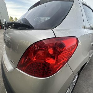 PEUGEOT 207 A7 04/2006-12/2012 RIGHT TAILLIGHT RED INDICATOR SECTION P/N 6351Y7