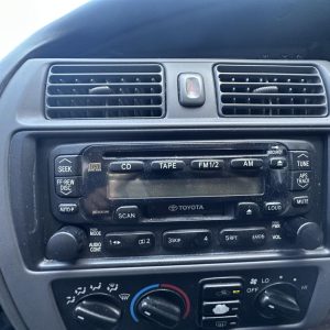 TOYOTA AVALON MCX10R 07/2000-09/2003 CD PLAYER
