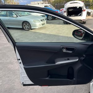 TOYOTA CAMRY ASV50/AVV50 11/2011-05/2015 LEFT FRONT DOOR TRIM CLOTH