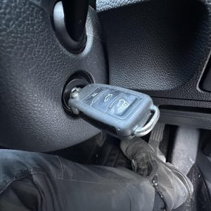 VOLKSWAGEN GOLF GEN 6 10/2008-03/2013 IGNITION WITH KEY