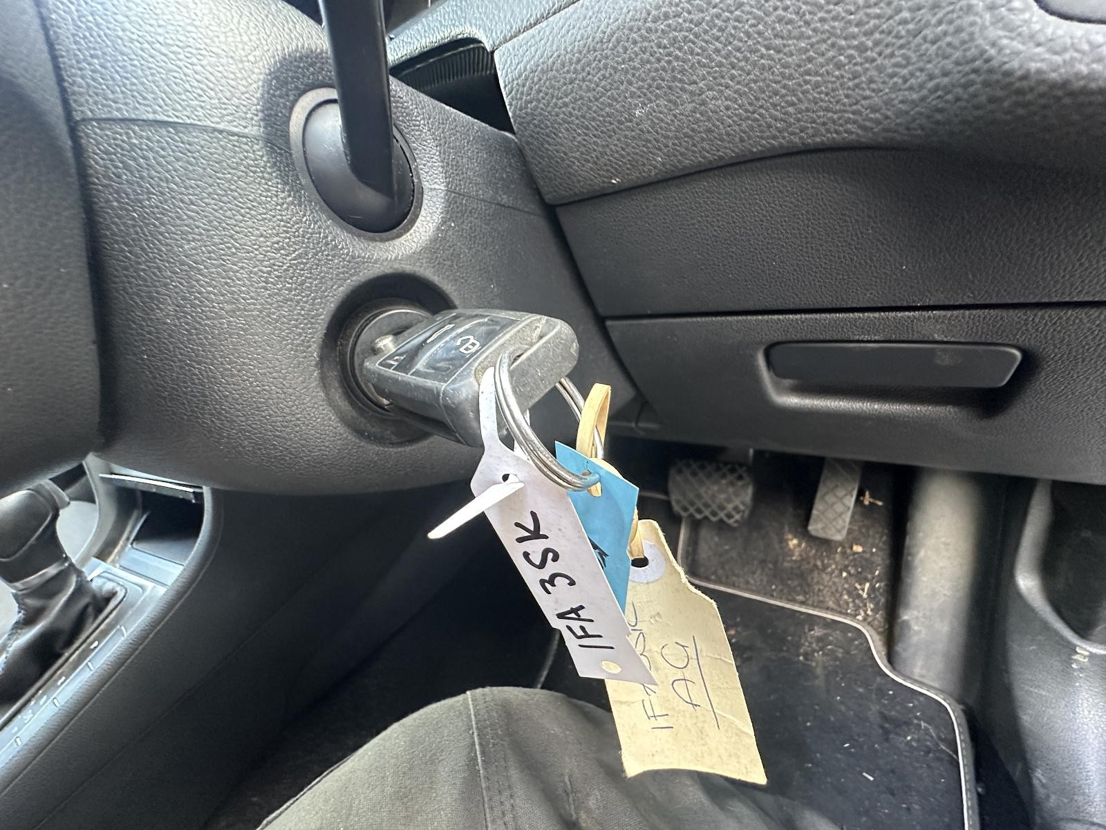 VOLKSWAGEN GOLF GEN 7 11/2012-08/2020 IGNITION WITH KEY