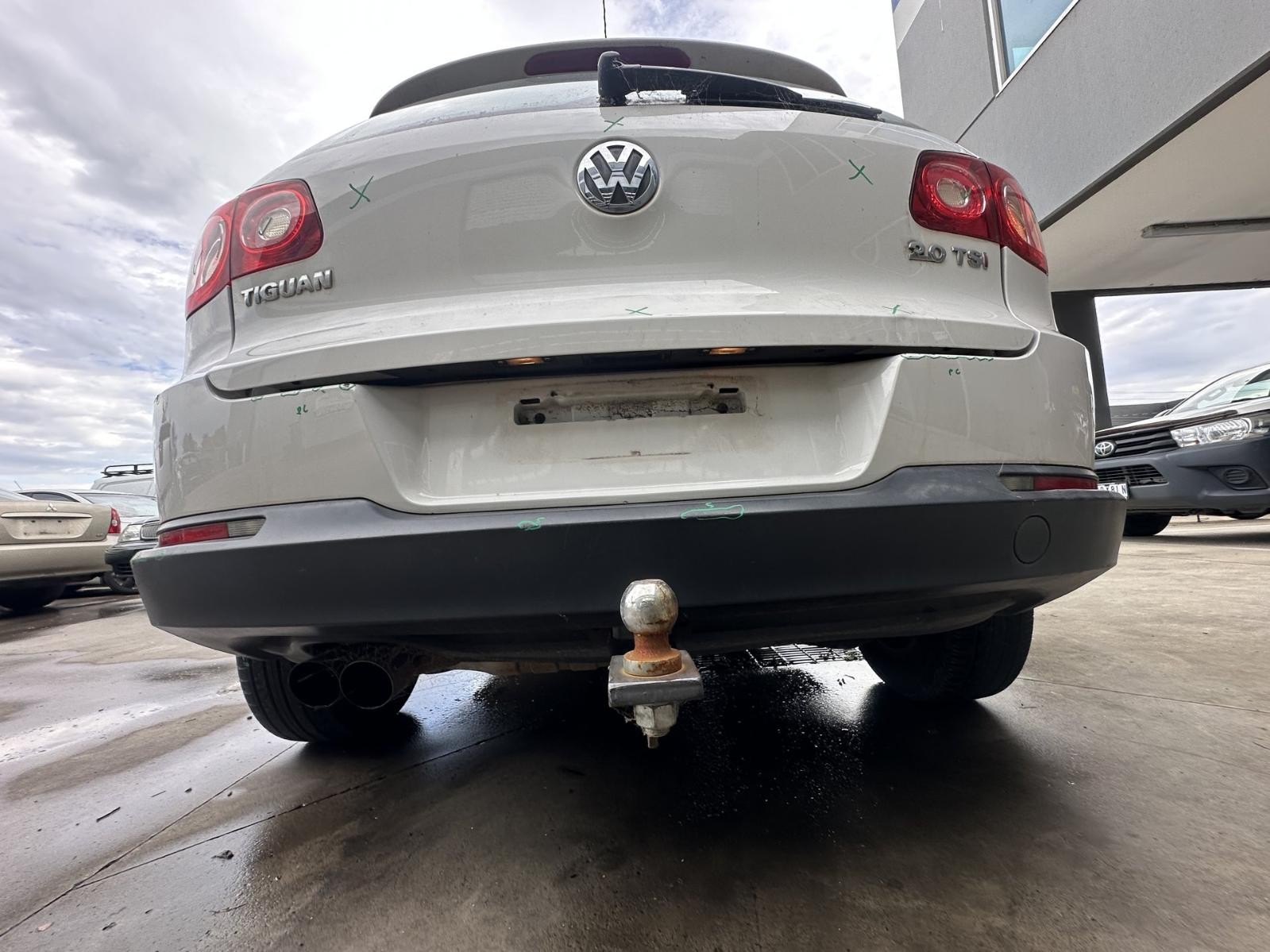 VOLKSWAGEN TIGUAN 5N 05/08-06/11 REAR BUMPER BAR 2 PIECE NON PARK SENSOR TYPE