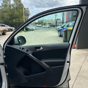 VOLKSWAGEN TIGUAN 5N 05/2008-08/2016 RIGHT FRONT DOOR TRIM BLACK LEATHER