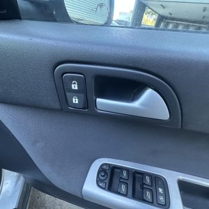 VOLVO S40 03/2004-08/2012 RIGHT FRONT INNER DOOR HANDLE