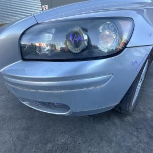 VOLVO S40 03/2004-09/2007 LEFT HEADLAMP HALOGEN W/ BEAM ADJUSTMENT P/N 31335217