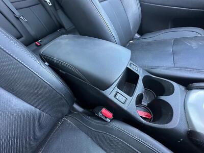 NISSAN QASHQAI J11 12/2013-07/2021 CONSOLE LID
