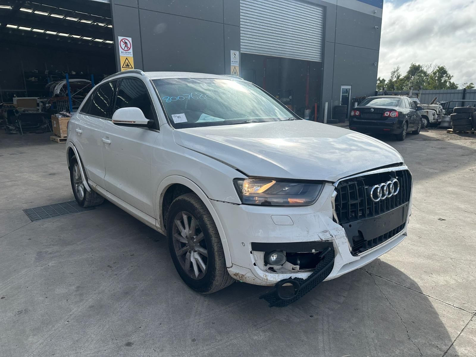 AUDI Q3 2012-2018 CONSOLE 8U, 03/12-12/18 - Image 3