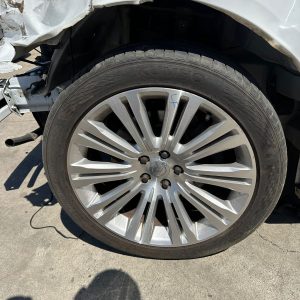 CHRYSLER 300C LX2 12/2011-12/2014 LEFT FRONT WHEEL ALLOY FACTORY 20X8IN LUXURY