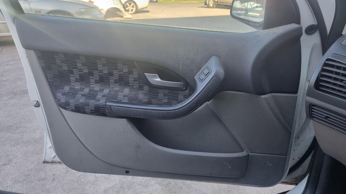 FORD FALCON BA-BF 10/2002-09/2010 RADIATOR SUPPORT - MMM Auto Centre
