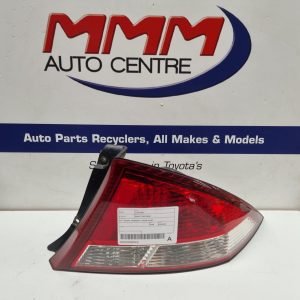 FORD FALCON RIGHT TAILLIGHT AU1, SEDAN, FAIRMONT, 09/98-04/00 98 99 00