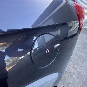 HOLDEN CAPTIVA 7 01/2011-06/2018 FUEL FLAP