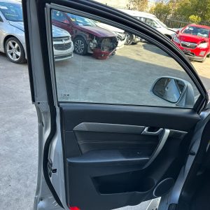 HOLDEN CAPTIVA 7 CG 01/2014-06/2018 LEFT FRONT DOOR TRIM LTZ VIN KL3C
