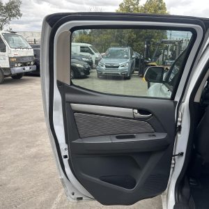 HOLDEN COLORADO RG/RG7 01/2012-12/2020 LEFT REAR POWER WINDOW SWITCH 94713933