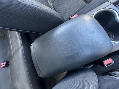 HOLDEN COMMODORE 2006-2013 ARMREST VE, 08/06-05/13