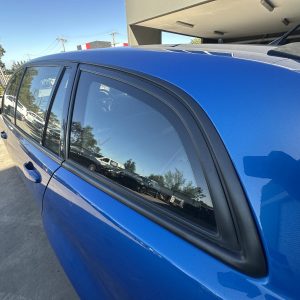 HOLDEN COMMODORE VE 07/2006-05/2013 LEFT REAR SIDE GLASS WAGON