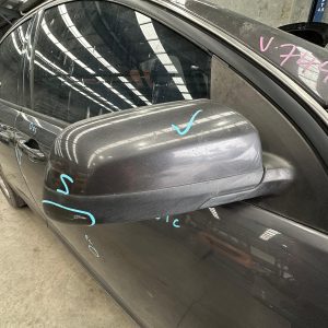 HOLDEN COMMODORE VE 08/2006-05/2013 RIGHT DOOR MIRROR NON HEATED P/N 92199643