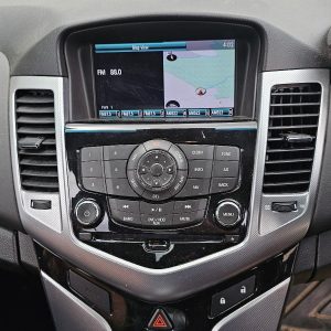 HOLDEN CRUZE 2011-2017 STEREO/HEAD UNIT DASH RADIO CONTROL PANEL/CONTROL UNIT, S