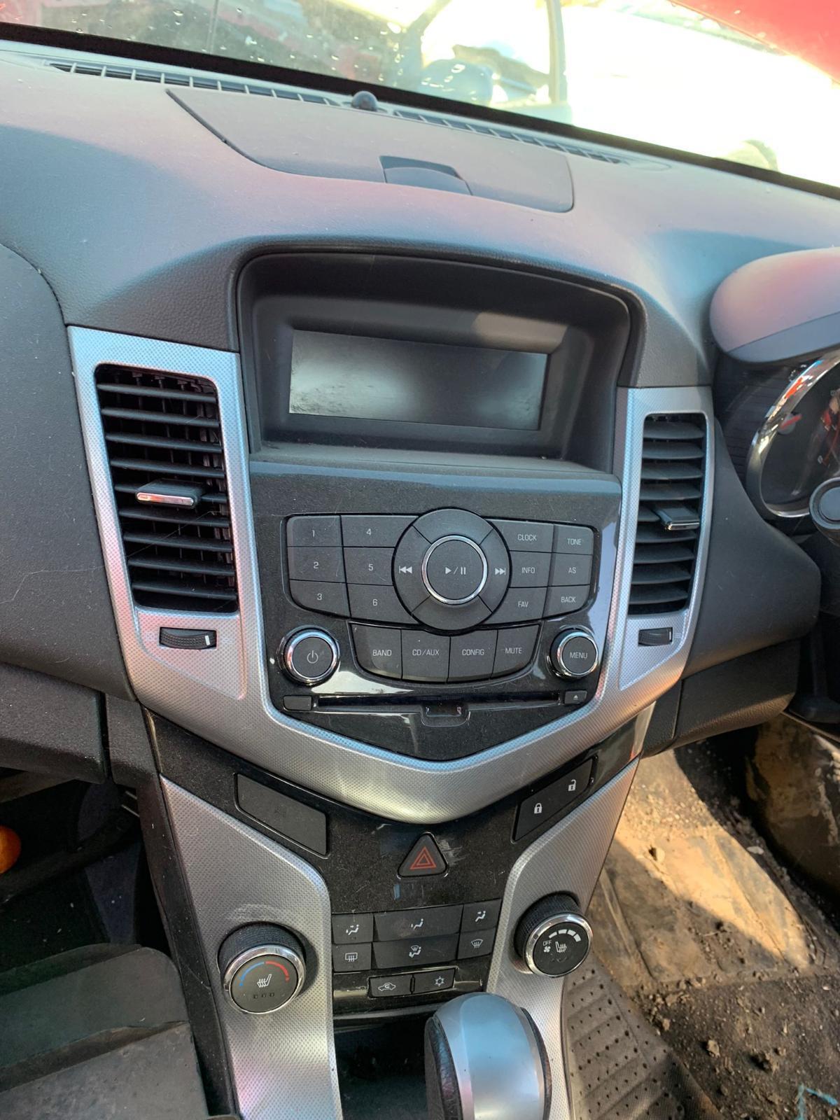 HOLDEN CRUZE HEATER/AC CONTROLS JH, STANDARD TYPE, W/ SEAT WARMER, 03/