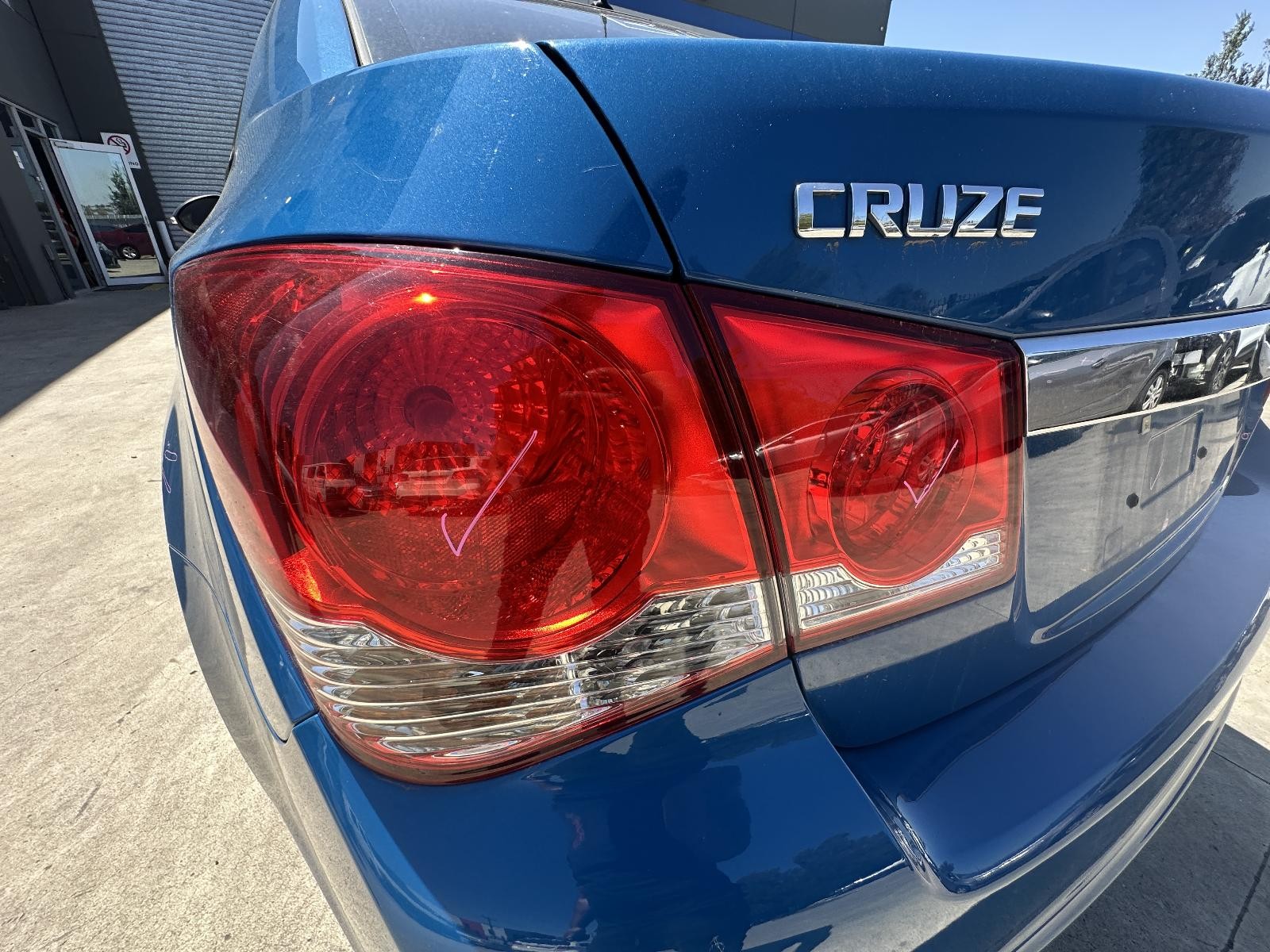 HOLDEN CRUZE JG-JH 03/2009-01/2017 LEFT TAILLIGHT SEDAN P/N 95393941 96829827
