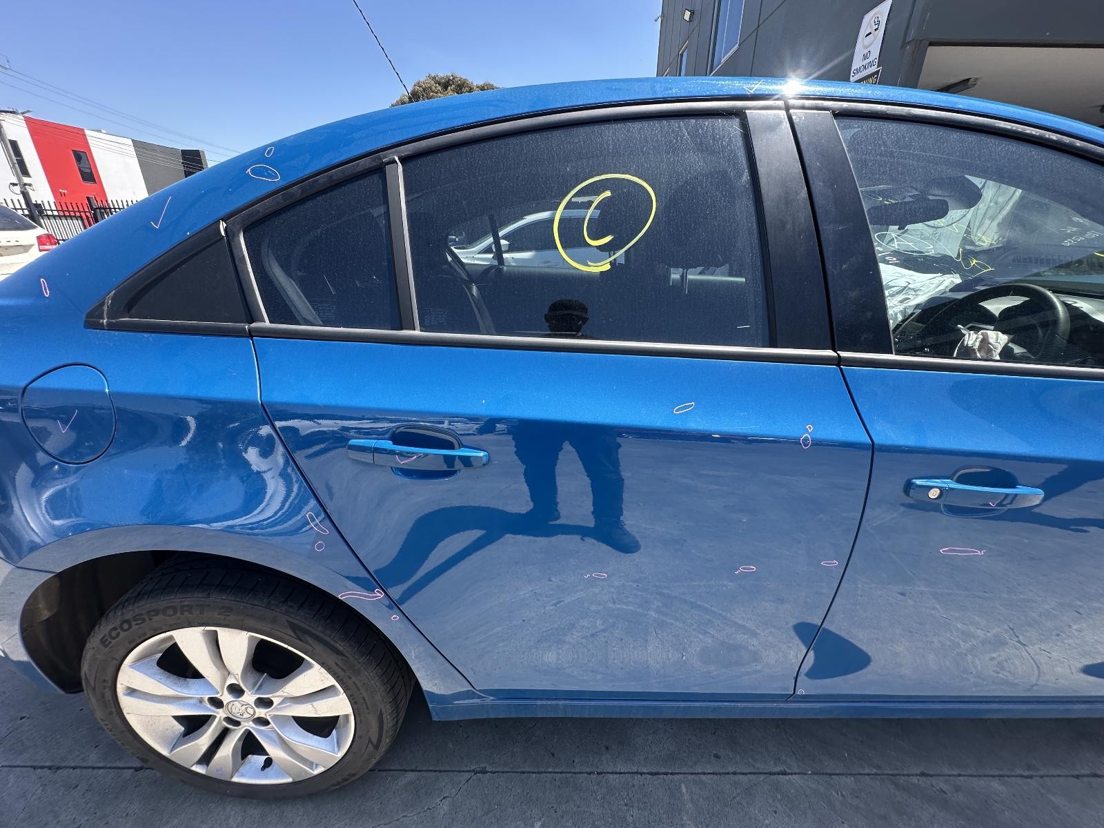 HOLDEN CRUZE JG-JH 03/2009-01/2017 RIGHT REAR DOOR WINDOW SEDAN