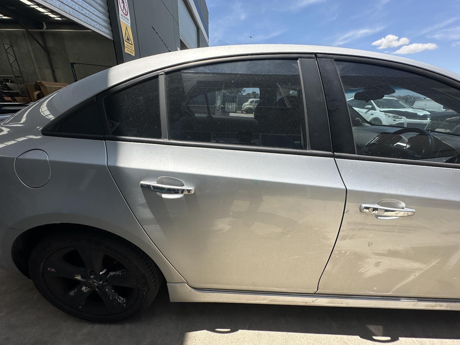 HOLDEN CRUZE JG-JH 03/2009-01/2017 RIGHT REAR OUTER DOOR HANDLE CHROME