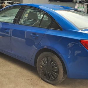 HOLDEN CRUZE LEFT FRONT WINDOW REG/MOTOR  2009