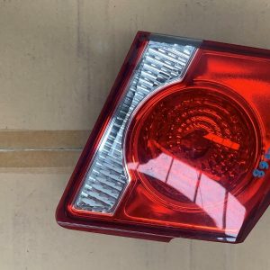 HOLDEN CRUZE REAR GARNISH BOOTLID LAMP (LH SIDE), SEDAN, JG-JH, 03/09-01/17 09 1
