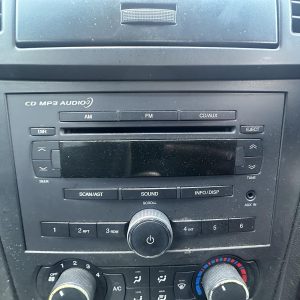 HOLDEN EPICA EP 02/2007-12/2011 RADIO/CD PLAYER