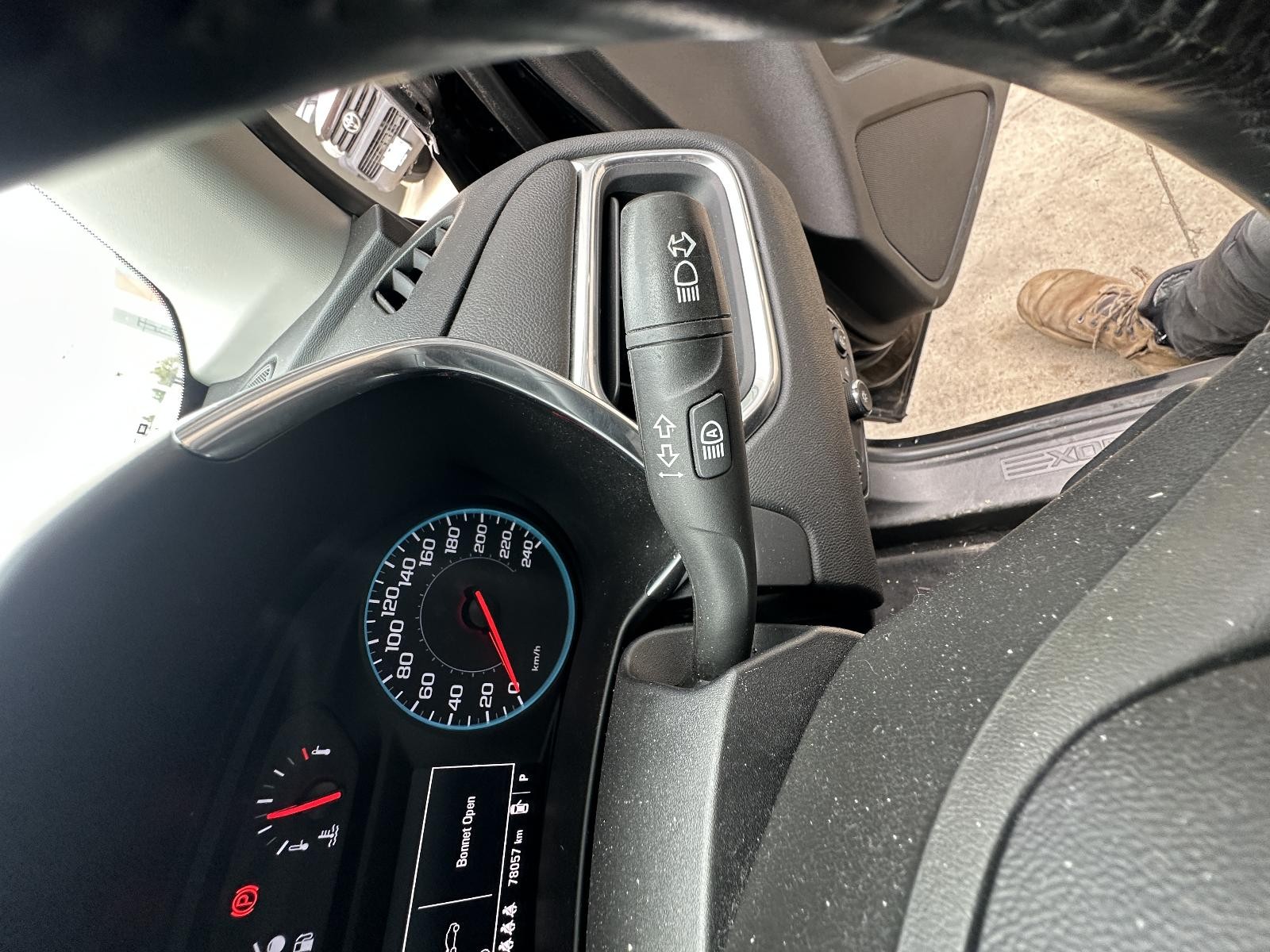 HOLDEN EQUINOX EQ 09/2017-12/2020 FLASHER SWITCH