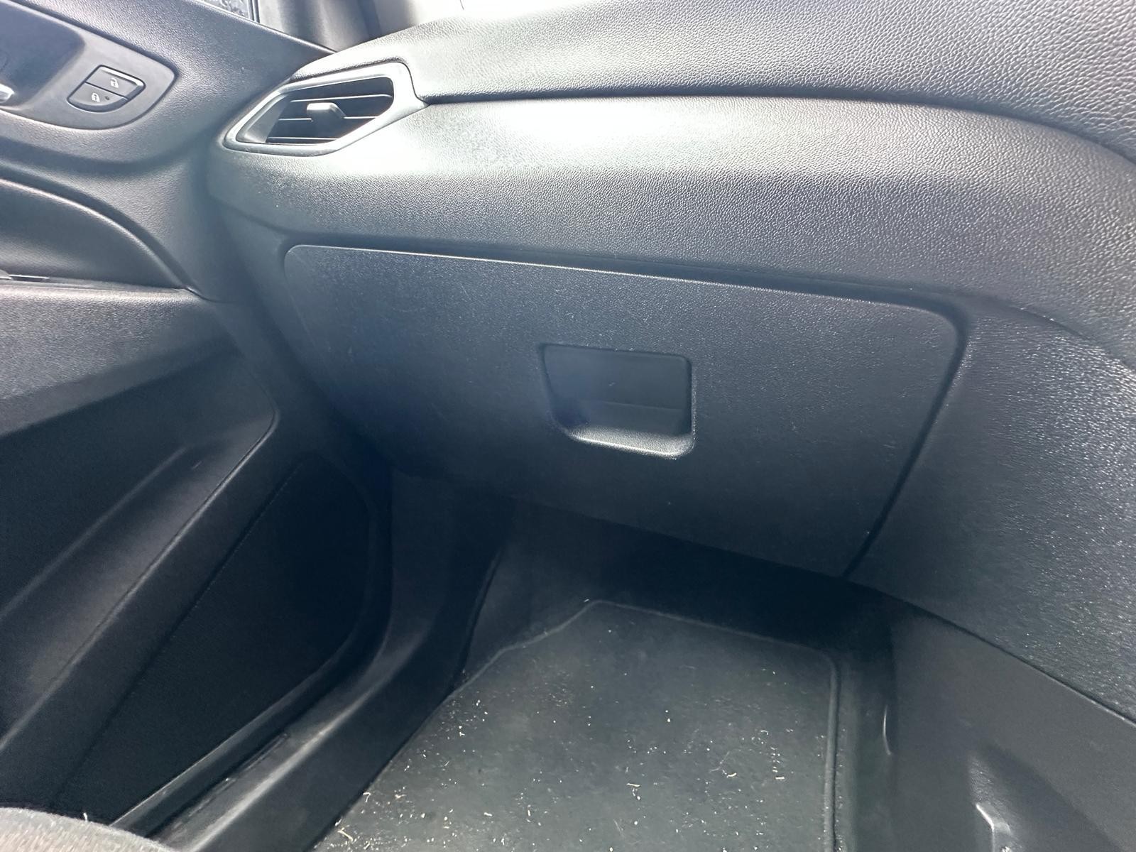 HOLDEN EQUINOX EQ 09/2017-12/2020 GLOVE BOX